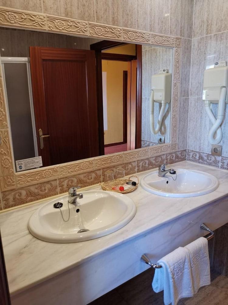 Hotel Acosta Vetonia Almendralejo Zewnętrze zdjęcie